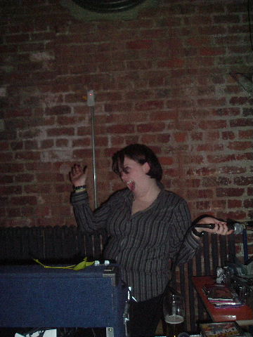 Tink in diva at work